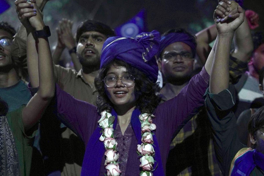 LESBIAN VIDEO Priyanshi Arya elected as First Dalit queer women