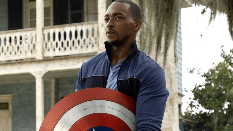 VIDEO Anthony Mackie said No while putting his hand to