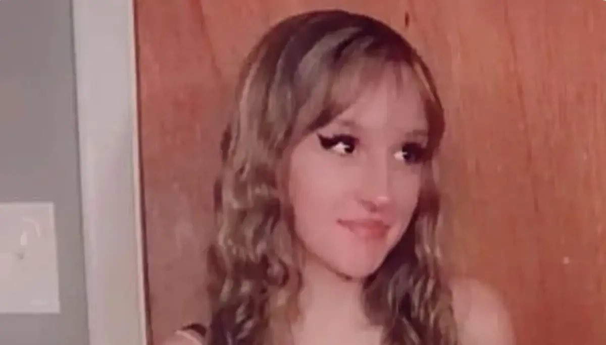 VIDEO White teen girl Kaylee Gain of St Louis head