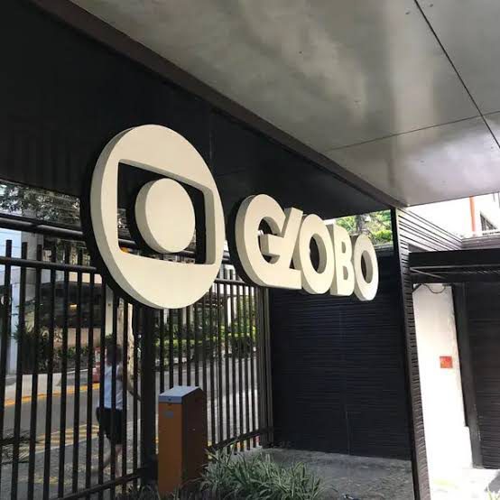 HOT Journalist confirms Brazilian magazine Grupo Globo paid R54 million