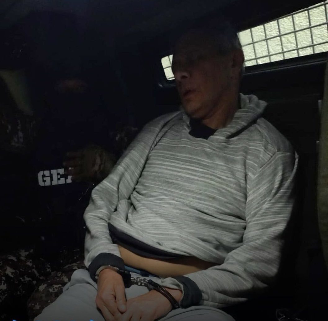 SLEEPING VIDEO Justice Jorge Glas transferred to La Roca
