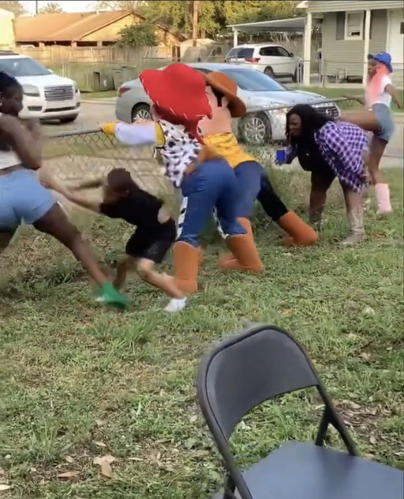 VIDEO Black lady kicked little boy while twerking with Woody