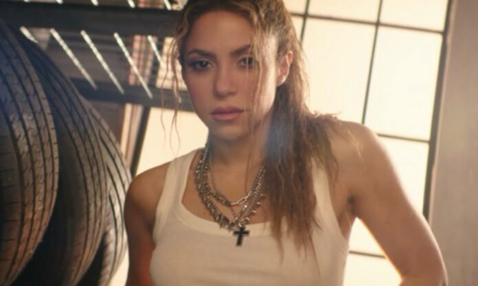 Shakira Surprises Fans with Release of “Entre Parentesis” Music Video Featuring Grupo Frontera