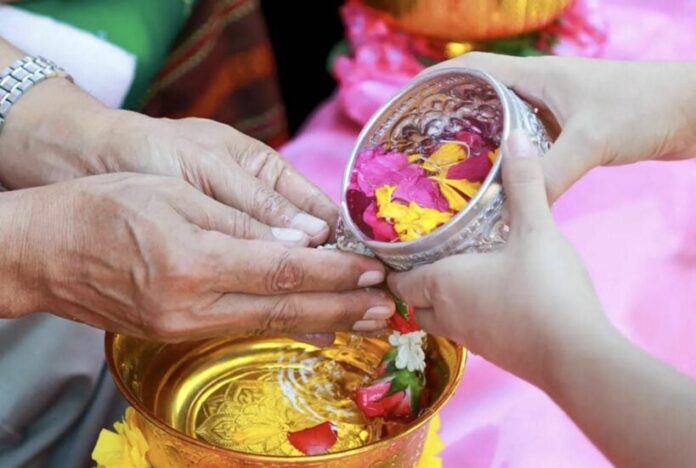 The Story of Songkran – All about the Thai New Year 