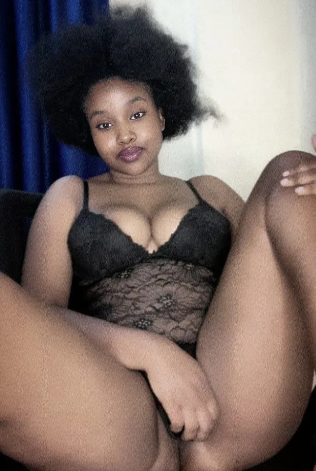 Claudia Nude Photos and Videos